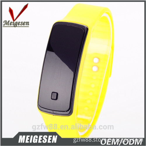 Manufacturer Customized LOGO LED Digital Rubber Bracelet Watch